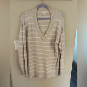Size large sweater from Nordstrom (CASLON). Never worn.
